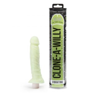 Clone-A-Willy Glow In The Dark Vibrator Molding Kit Green - Sex Toys